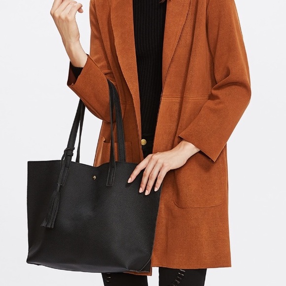 Large Vegan Leather Tote - Picture 6 of 9